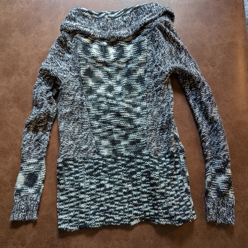 Element Cardigan Snap Button Closure. - image 5